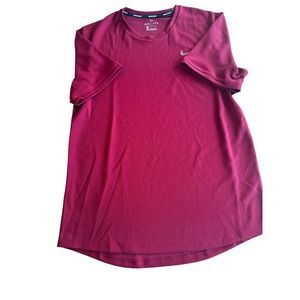 Nike Court Dri-FIT Advantage Tennis Top Red Slim Fit 943685-677 Men's Size S